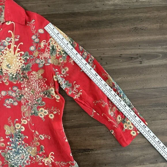 Tianello Womens Top Blouse Sz L Suzy Button Up Red Boho Floral Rayon USA Artsy - Picture 12 of 12
